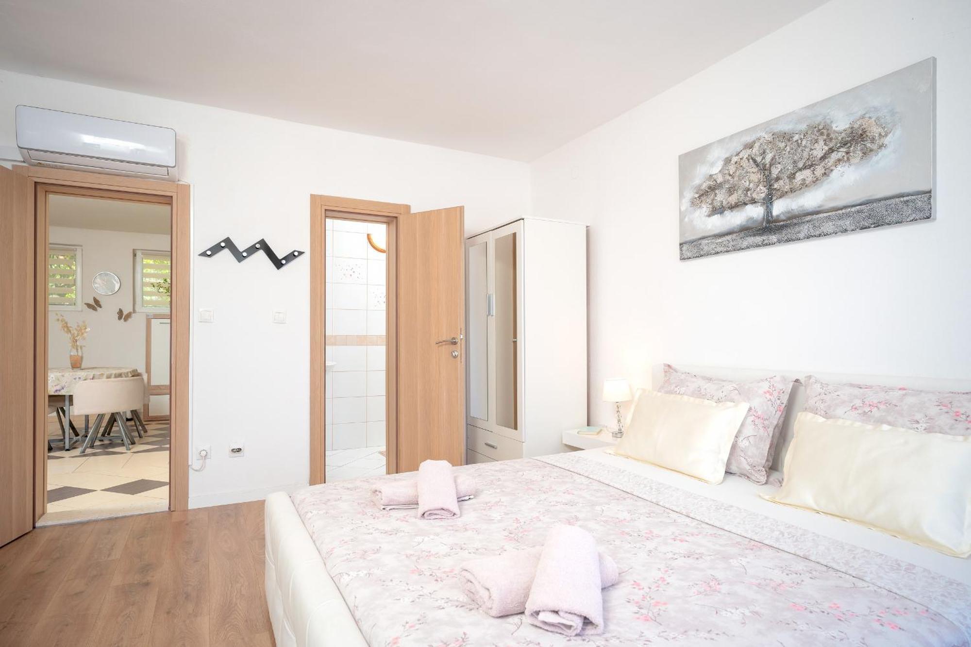 Apartments Edi - Zf Hvar Hvar Town Exterior photo